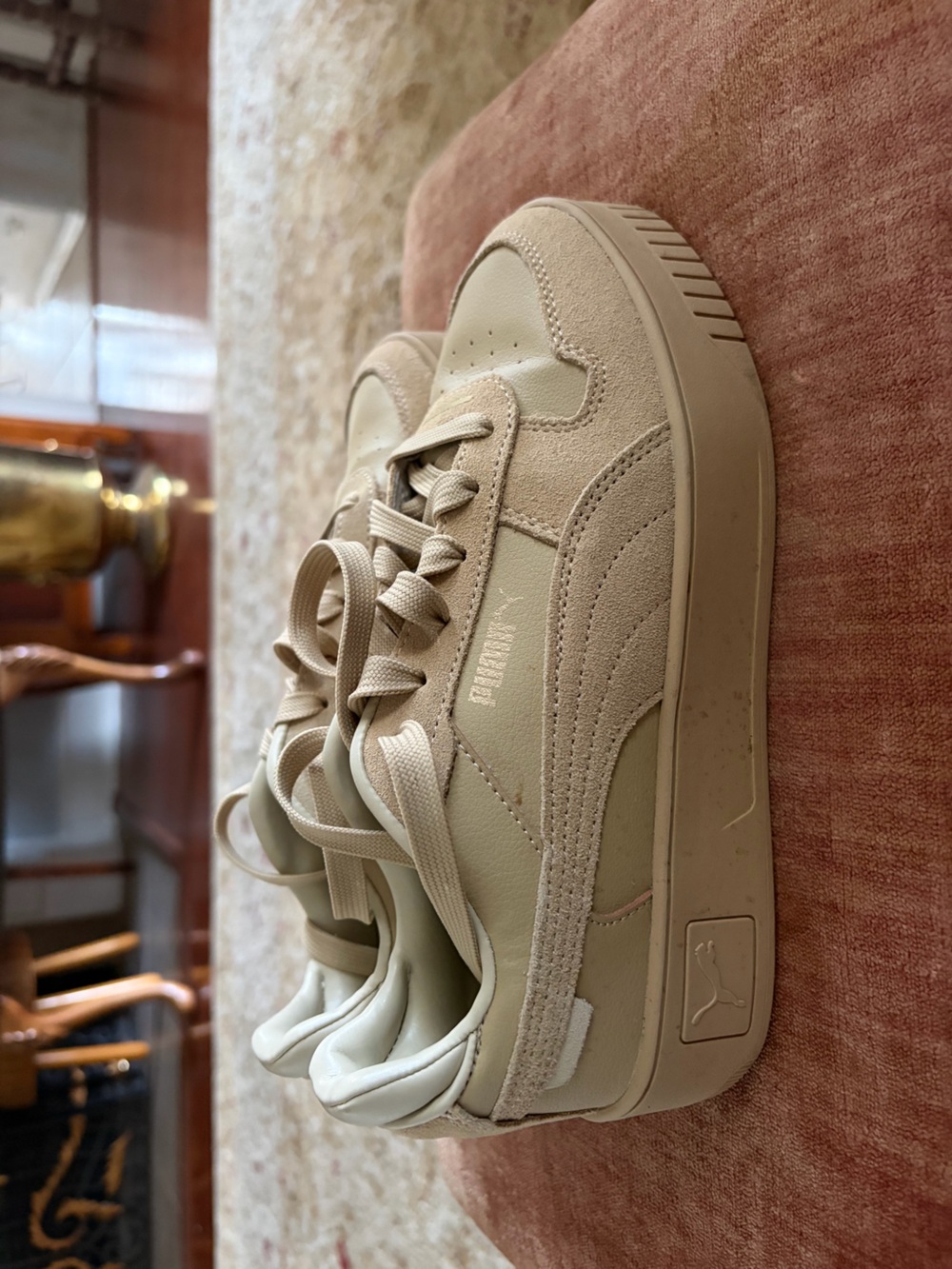 Puma Beige Low-Top Leather-Trim platform Sneakers size 7.5 neutral Like New